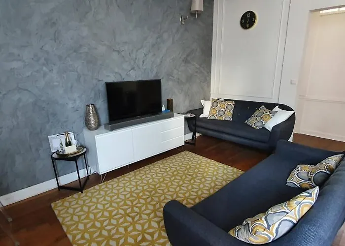 L'ecu : Un Haussmannien Accueillant! アパート *